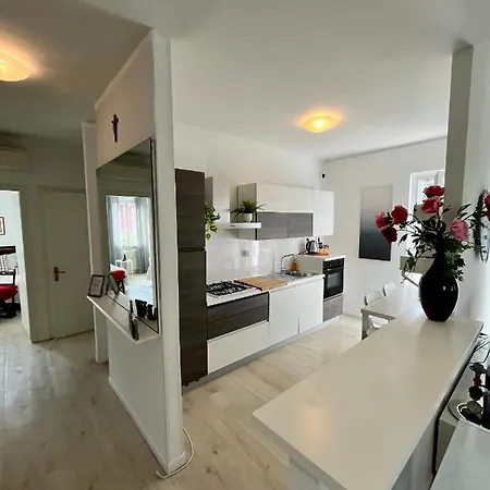 Your Familyapartment In سيرمِيوني