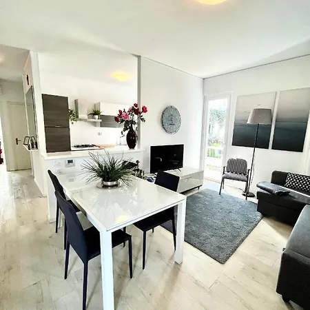 Your Familyapartment In سيرمِيوني