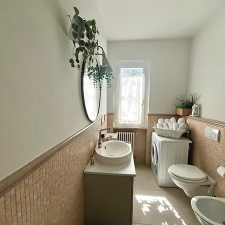 Family Livin' Flats Apartman Sirmione