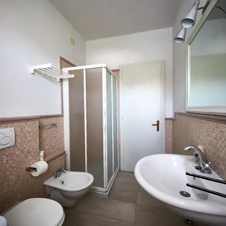 Your Familyapartment In * Sirmione